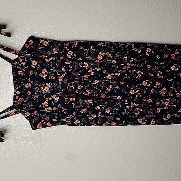 Old Navy Tie Shoulder Floral Split Front Midi Swing Dress - Picture 4 of 14